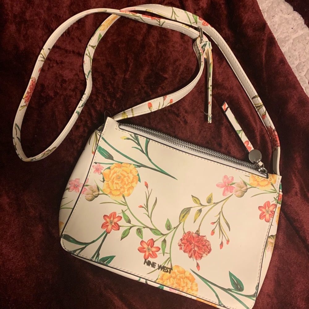 Nine west purse